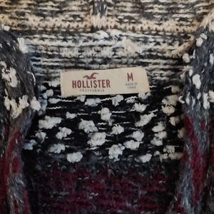 Hollister pullover